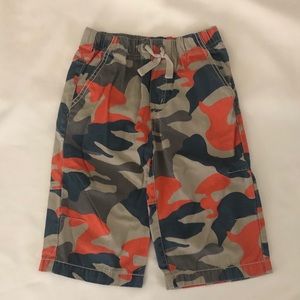 Mini Boden Camo Board Shorts Size 9 EUC